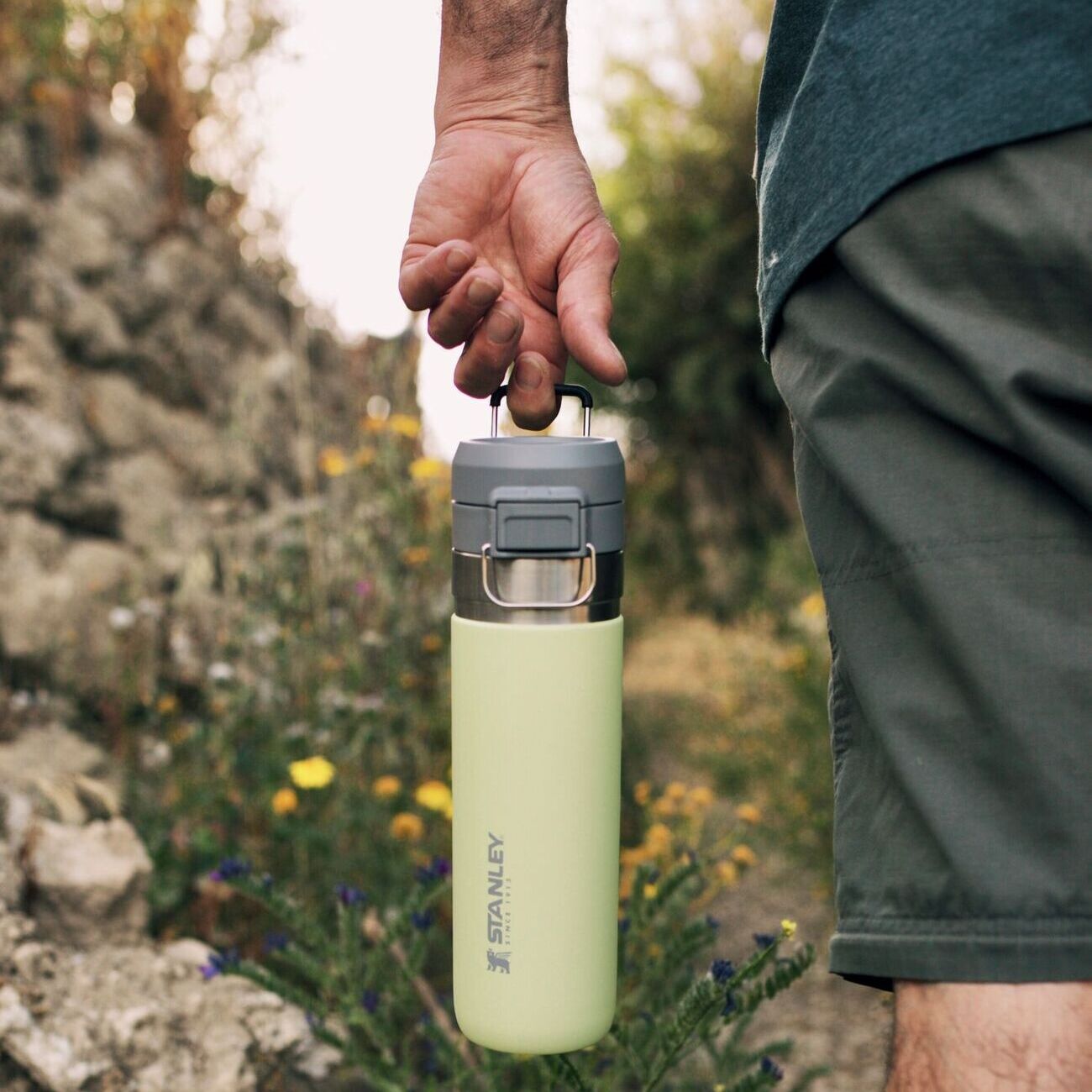 Go Quick Flip Water Bottle | 0.70L - Ѕtаnlеу